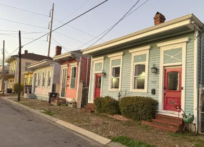Historic NOLA Home between Magazine and Tchoupitoulas Pet Friendly Hotels in Garden District