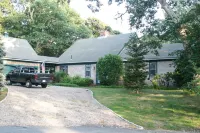 Secluded Chatham Cape Cod House Stage Harbor Area