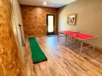 Bear Paw Lodge • Luxury Cabin • Game Room • Fire Pit