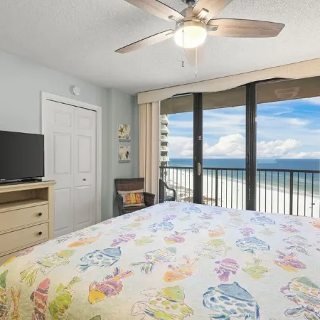 Family friendly top floor unit with beautiful gulf and beach views Orange Beach