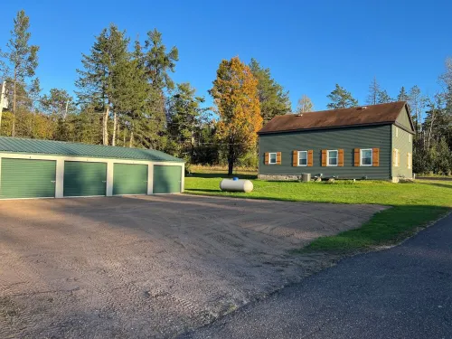 Charming 2-bedroom house located in Ojibwa WI just off the Tuscobia Trail.