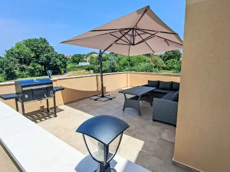 Fameja Отели в г. Opcina Liznjan