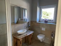 High quality holiday home with WiFi, fireplace & underfloor heating Hotels in Guntersberge