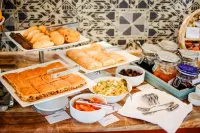 New Tiflis Hotel - breakfast