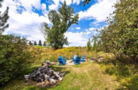 Cozy Guest Suite with Breathtaking Views