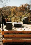 Arrow Haus with Hot Tub