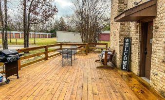 Reel Inn and Lodge