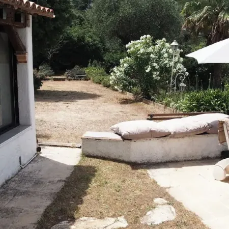 Large Panoramic Villa Retreat Отели в г. Биот