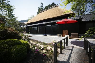 施設外観 和モダンな温泉旅館 湯布院らんぷの宿の写真