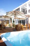 Villa Alizée Boutique Hotel - Idéal Couples & Pros - Rooftop - Bed and Breakfasts