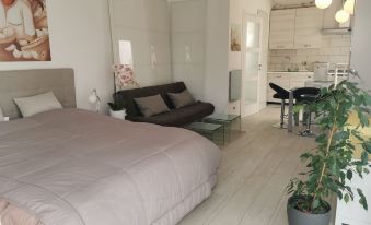 Cozy Sea View Apartment in Civitavecchia