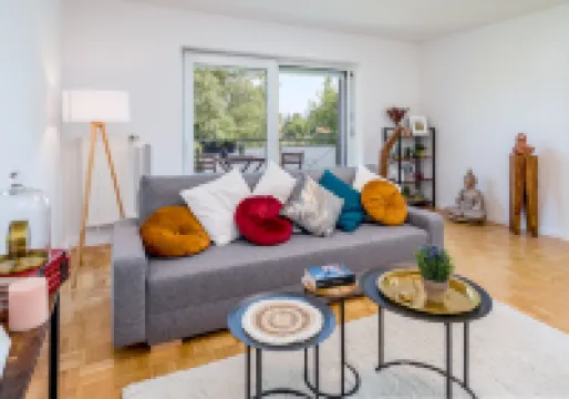 EG L 70m2 2-Zimmer Wohnung