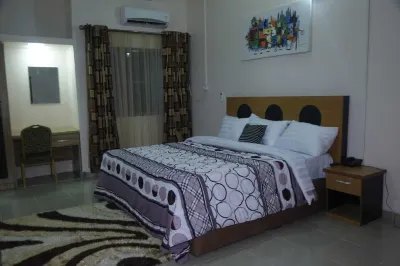 Goddis Apartments