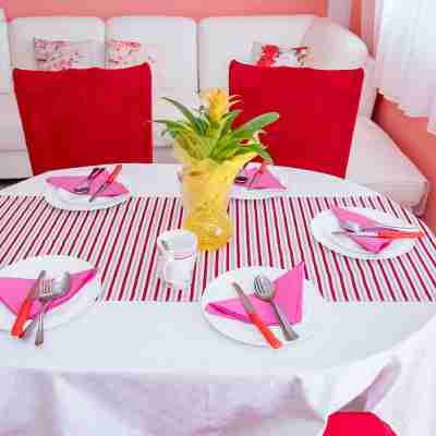 Apartments Zora Dining/Meeting Rooms