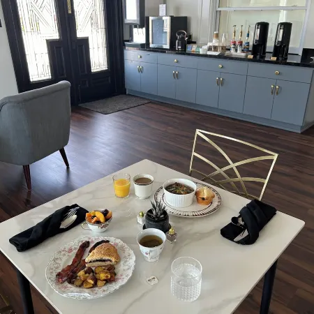 Rhapsody in View Boutique Hotel