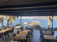 Omar Hotel & Suites Hotels in Torba