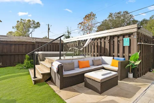 游泳池熱水浴缸距離克利爾沃特IRB寵物友好5英里