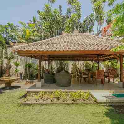 Baliana Villa Legian Hotel Exterior