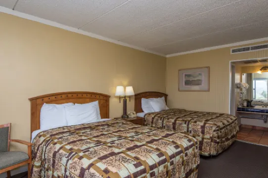 Landmark Lookout Lodge