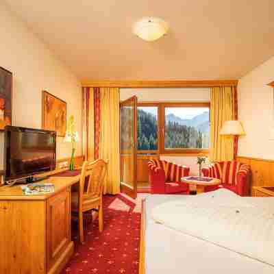 Hotel Alphof Alpbach Rooms