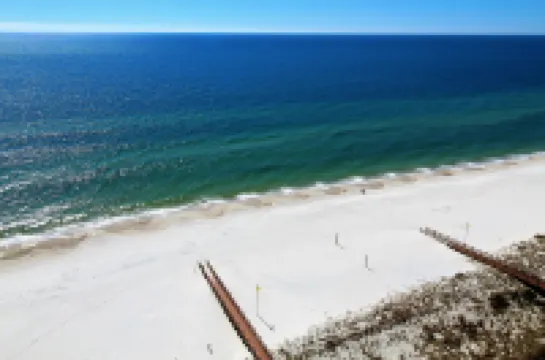 Beach Colony East 15C-Penthouse