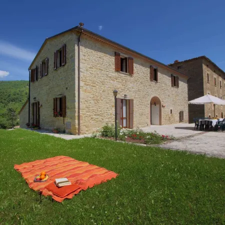Mansion in Apecchio Near Lake and Pool