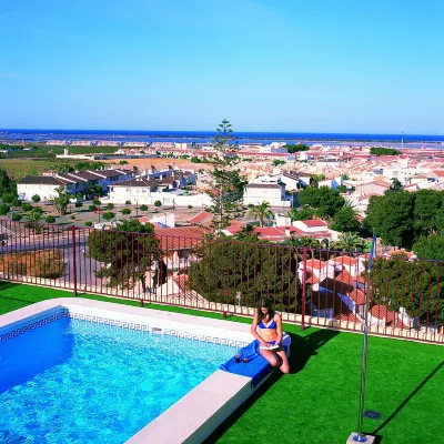 Hotel Traíña Hotels near Dos Mares Shopping Centre