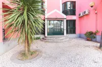 Cosy Guesthouse - Sónias Houses Hotels in Carnaxide
