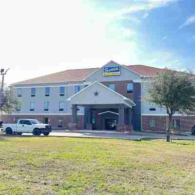 Scottish Inns and Suites - la Porte Hotel Exterior