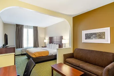 Quality Inn & Suites Near Tanger Outlet Mall Hotels near Stage