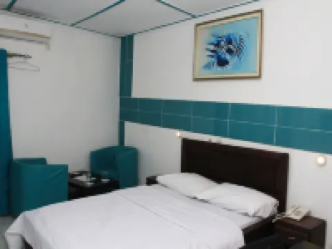 日落飯店 阿比讓住宿飯店