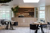 Best Western Plus le Roi Arthur Hotel et Spa - bar