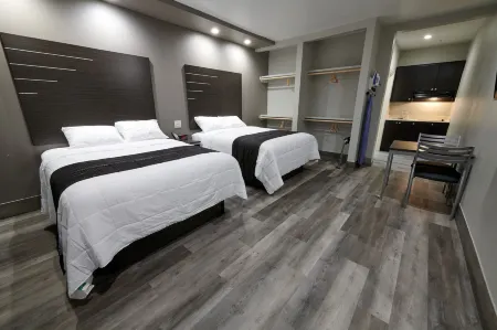 Crystal Inn Отели рядом с достопримечательностью «Baytown Wetlands Center»