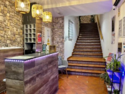 ToledoRooms Palacios - Ver Procesiones de Semana Santa Desde Balcon โรงแรมในโตเลโด