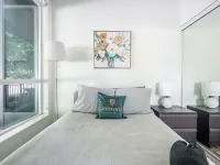 Fort York Suites Toronto Hotels near BMO Field
