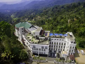 The Panoramic Getaway