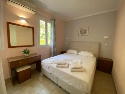 Type Aa5Rcocomat Bed Quality Apartment Hotels in Glyfada