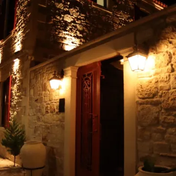 Dionysos 1789 Boutique Hotel