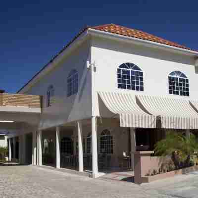 Sandy Haven Resort Hotel Exterior