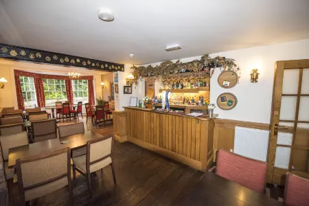 The Frocester Отели в г. Кинг Станли