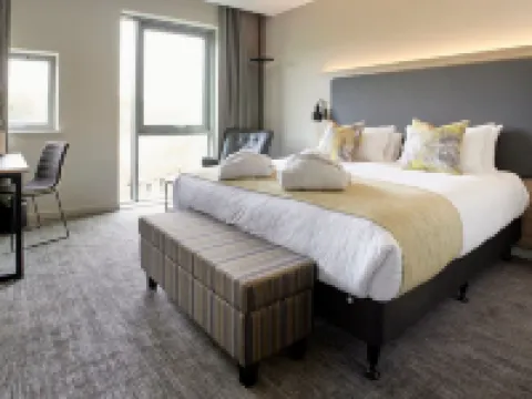 Tŷ Newport Hotels in Caerleon