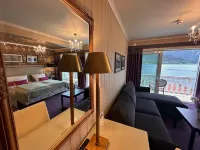 Hofslund Fjord Hotel - Pools