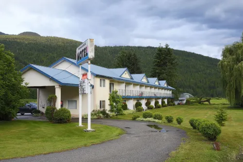Monashee Motel Hotels in Sicamous