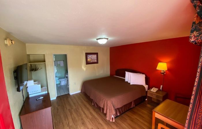 Deluxe inn