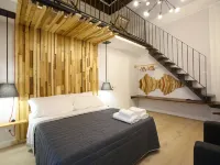 The Dante House by House in Naples Hotels near Teatro Bellini