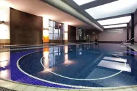 DoubleTree by Hilton Bristol South - Cadbury House - Pools