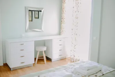 Best House, Rooftop Aprtm., Marina Zeas Piraeus Hotels in Пірей