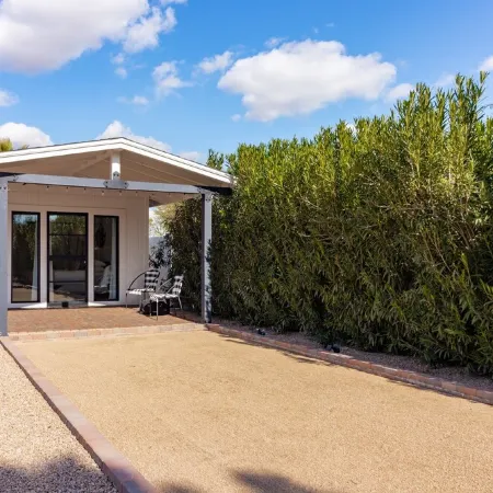 Spacious 6-bdrm Resort home in Scottsdale , Sleeps 16+ fitness room, Pickleball