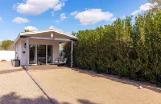 Spacious 6-bdrm Resort home in Scottsdale , Sleeps 16+ fitness room, Pickleball