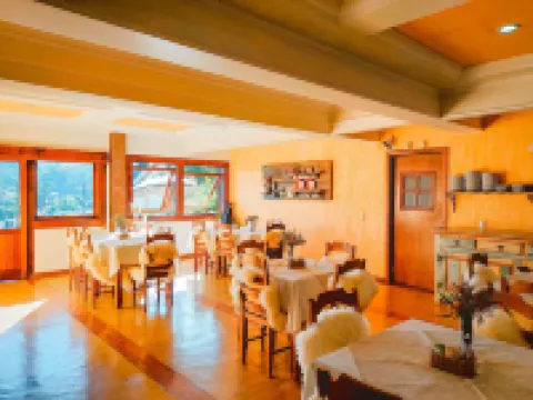 Pousada Victoria Villa by Nacional Inn - A 800 Metros da Vila Capivari Hotels in Campos do Jordao